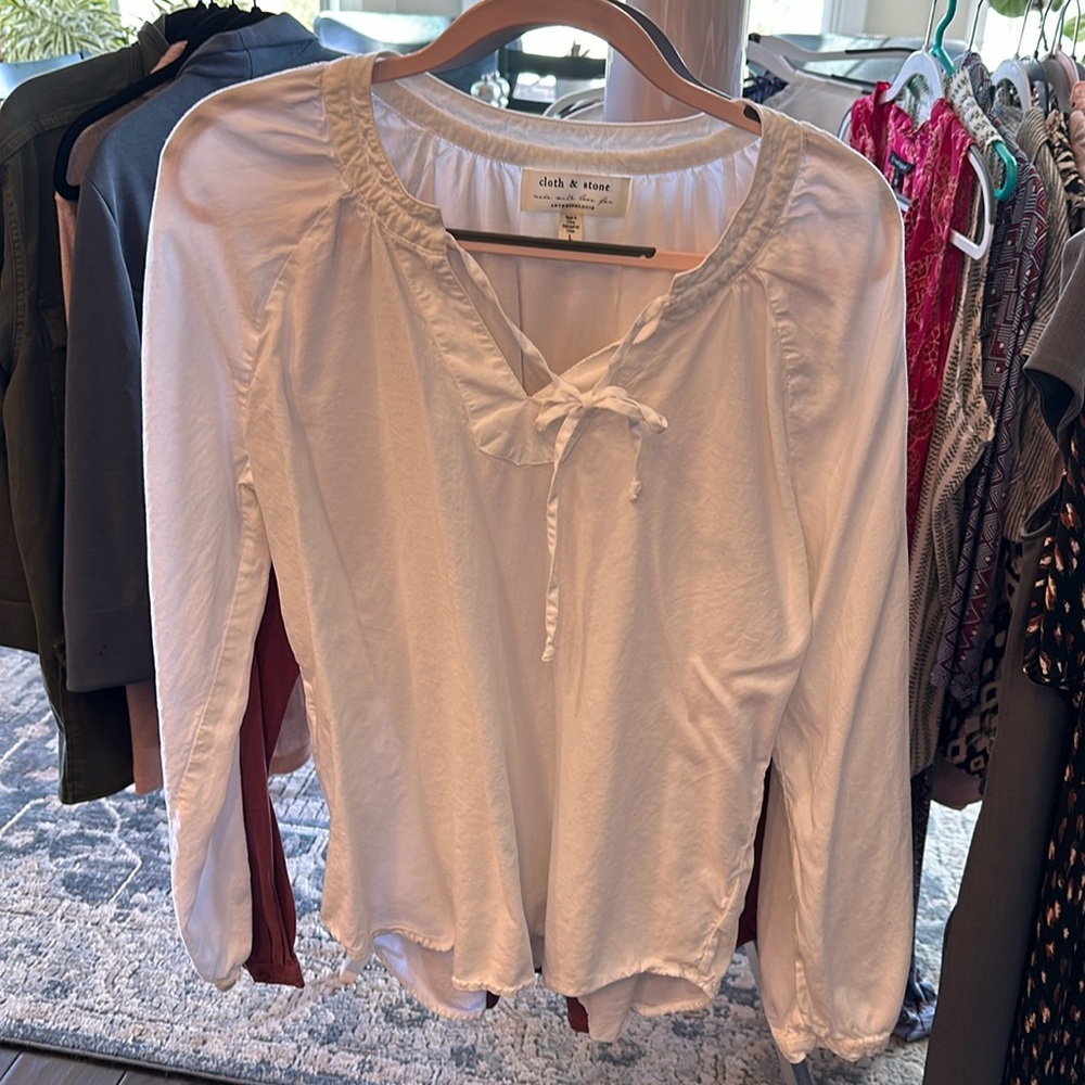 Perfect for spring!  Popular cloth & stone brand and Anthropologie exclusive!